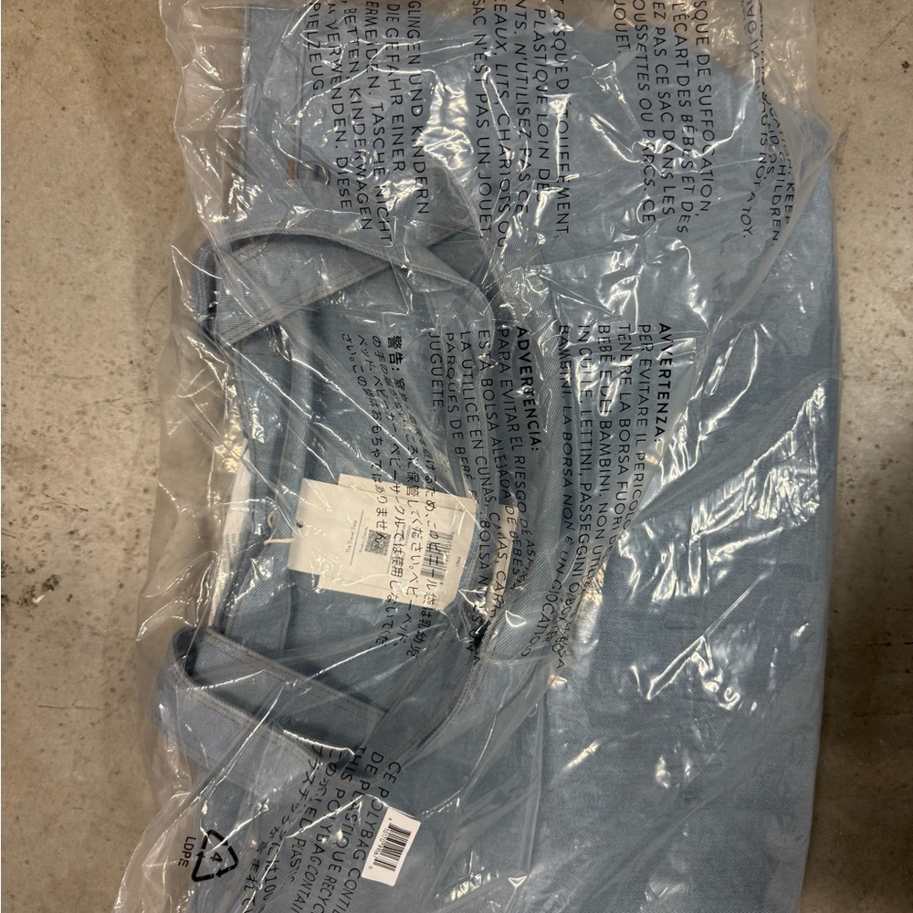 BEIS x GAP NWT Light Blue Jean/ Jeans Tote Bag - Picture 3 of 10